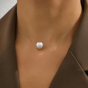 Floating Pearl Necklace